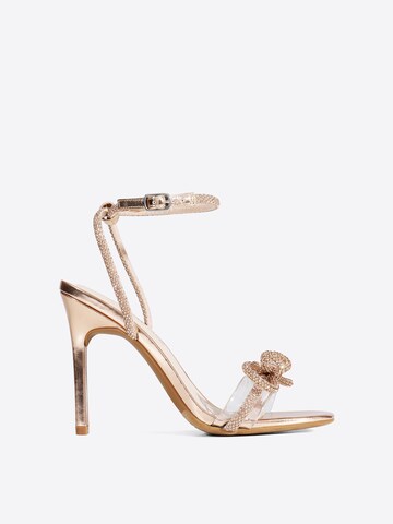 Dream Pairs Strap Sandals in Beige
