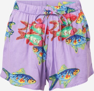 Obey Loosefit Shorts 'FISHBOWL' in Lila: predná strana