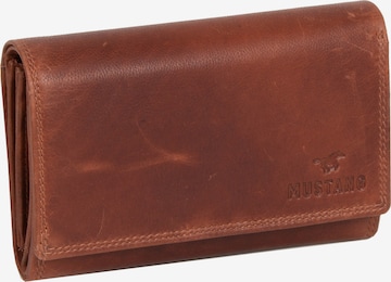 MUSTANG Wallet in Brown: front