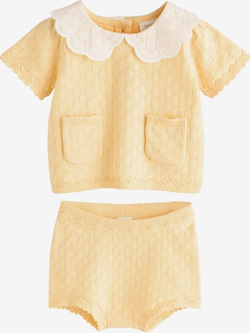 Next Setti värissä keltainen: etupuoli