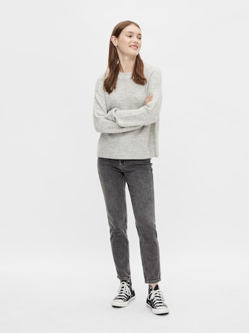 Pull-over 'Ellen' PIECES en gris