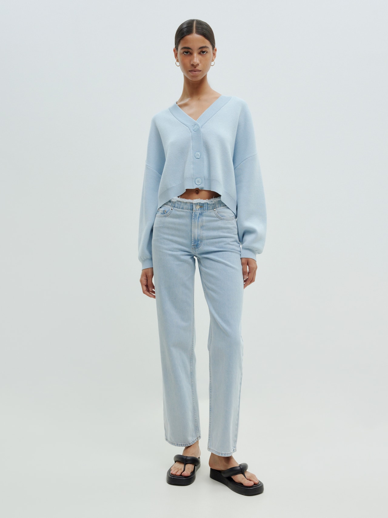 EDITED Produkte Strickjacke 'Bailee' blau