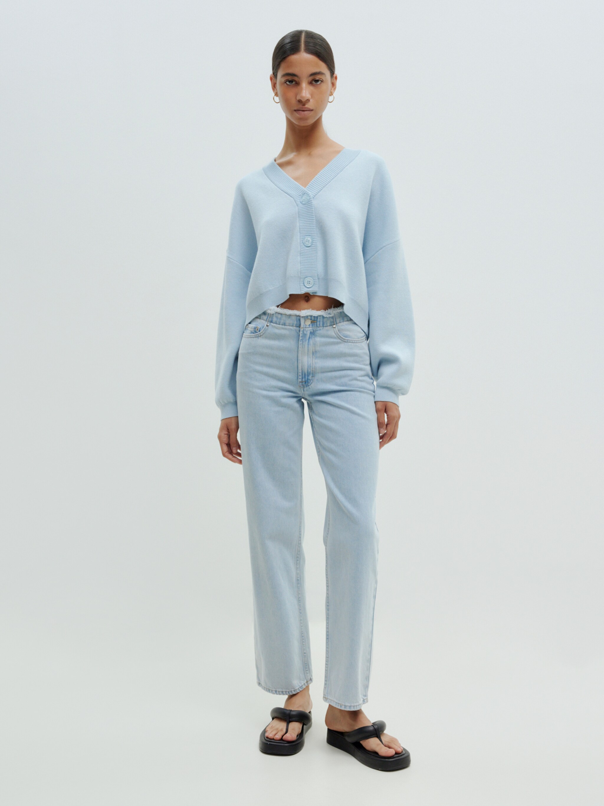 EDITED Produkte Strickjacke 'Bailee' blau