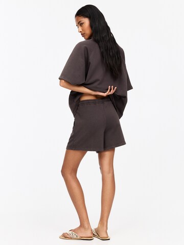 Pull&Bear Sweatshirt in Braun