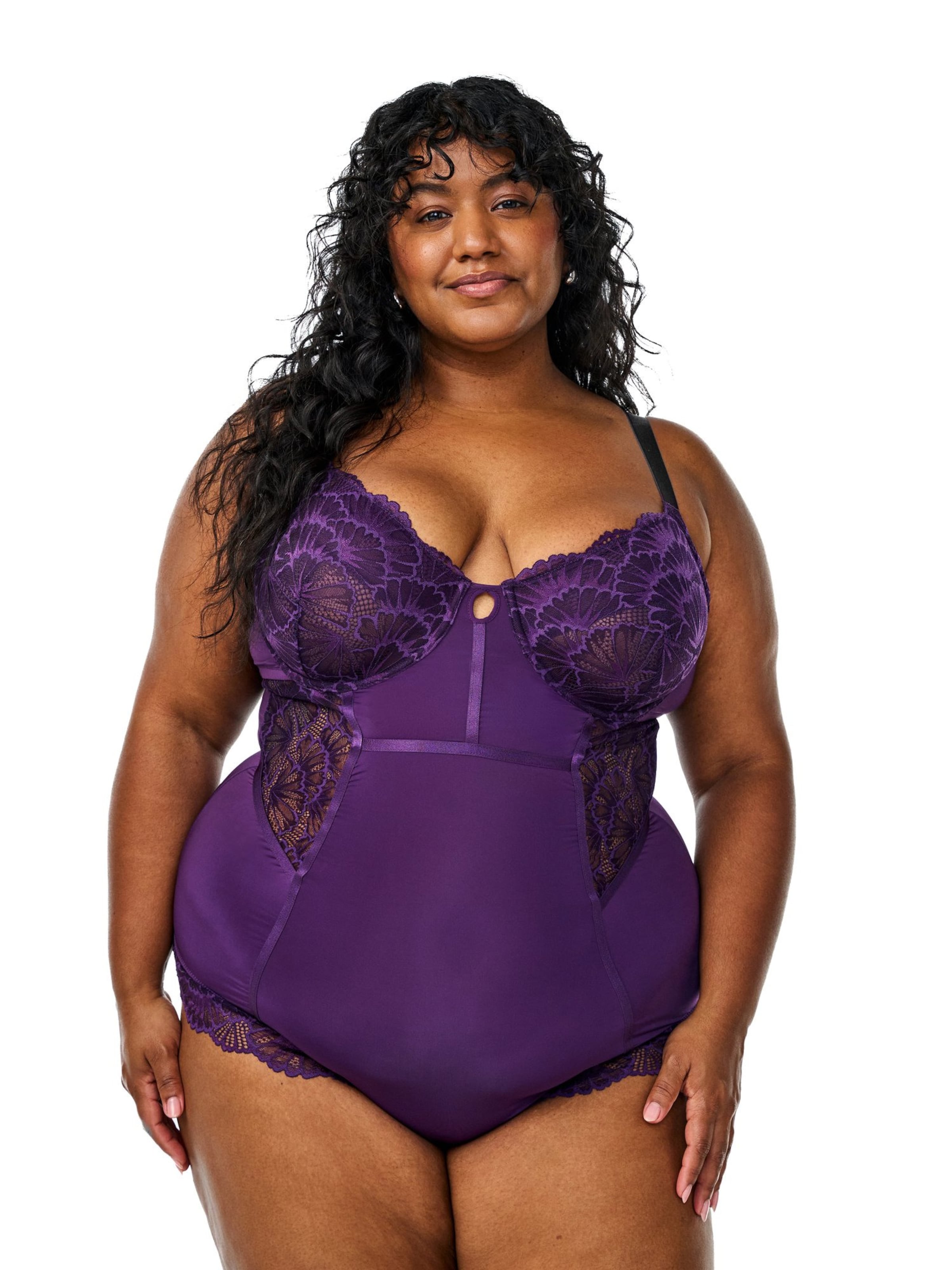 Devoted by Zizzi Body 'Nina' in Lila: Vorderseite
