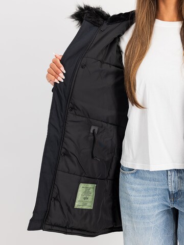 ALPHA INDUSTRIES Winter Jacket 'Polar' in Black