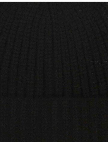 LOEVENICH Beanie in Black