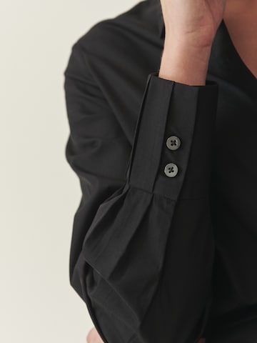 TATUUM Blouse in Black