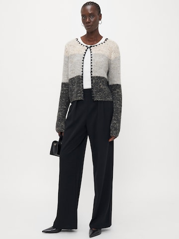 Vero Moda Tall Πλεκτή ζακέτα 'VMJENNA' σε μπεζ