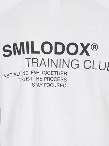 T-Shirt ' Cyris ' Smilodox en blanc