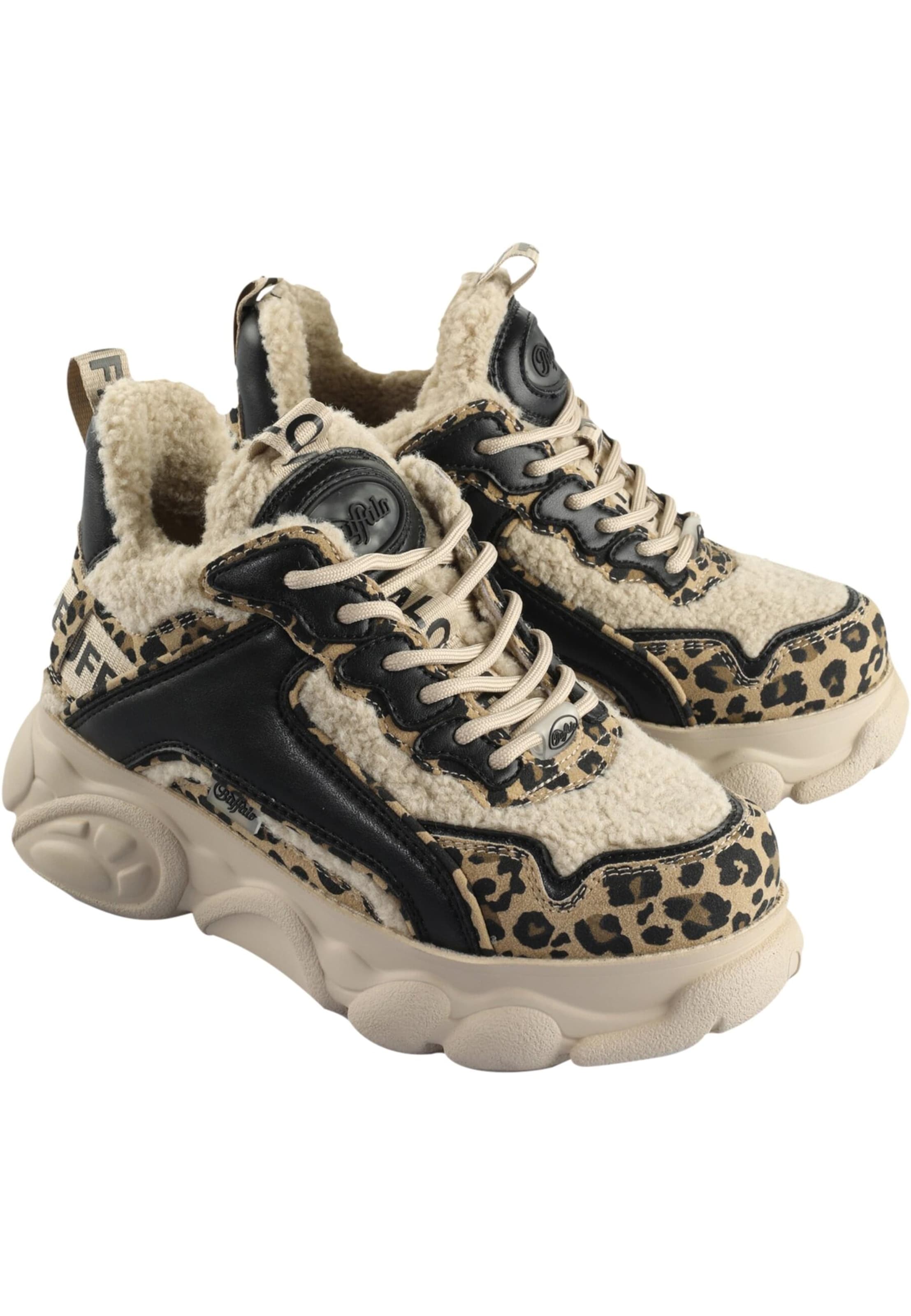 Stivaletto stringato 'CLD CHAI' di BUFFALO in nero