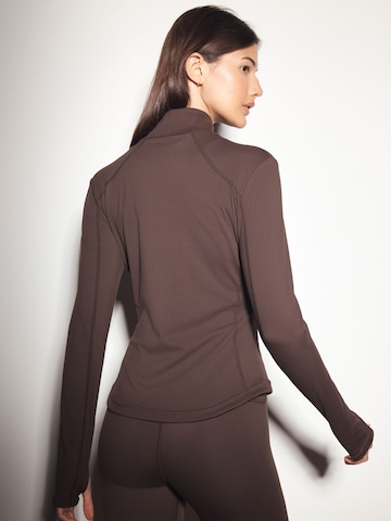 Next - Chaqueta de entretiempo 'Active Balance' en marrón