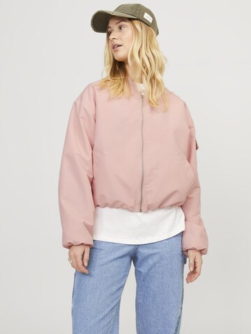 JJXX Overgangsjakke 'LEILA' i pink: forside