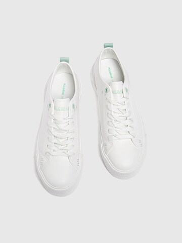 Pull&Bear Platform trainers in White