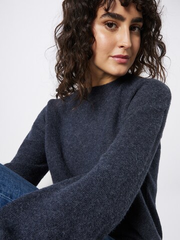 Pullover 'Lucille' di Thought in blu