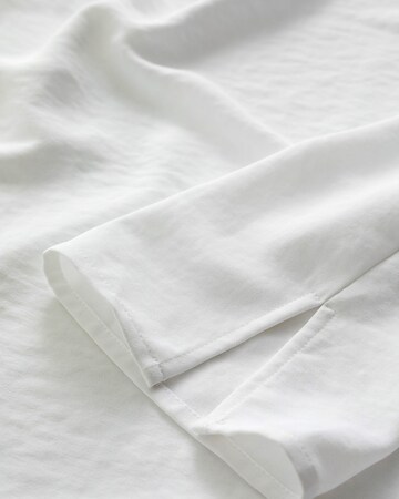 WE Fashion Blouse in White