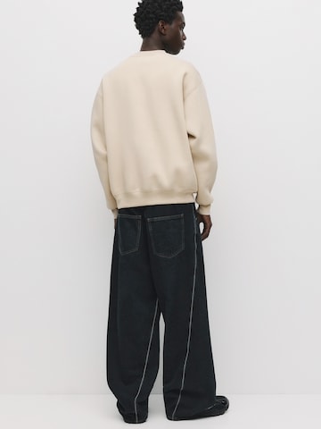 Felpa di Pull&Bear in beige