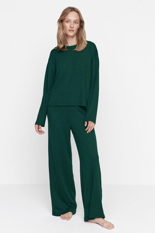 Trendyol - Pijama en verde