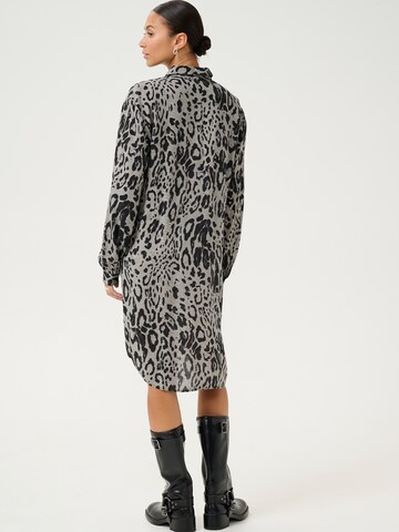 Robe-chemise 'KAMilia' Kaffe en noir