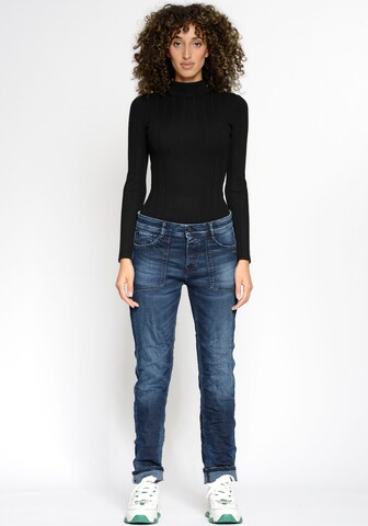 Regular Jean '94Nica' Gang en bleu