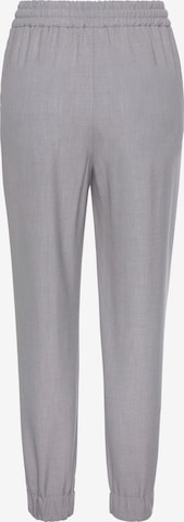 LASCANA Tapered Broek in Grijs