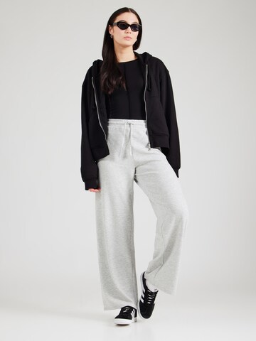 Wide leg Pantaloni di ONLY in grigio
