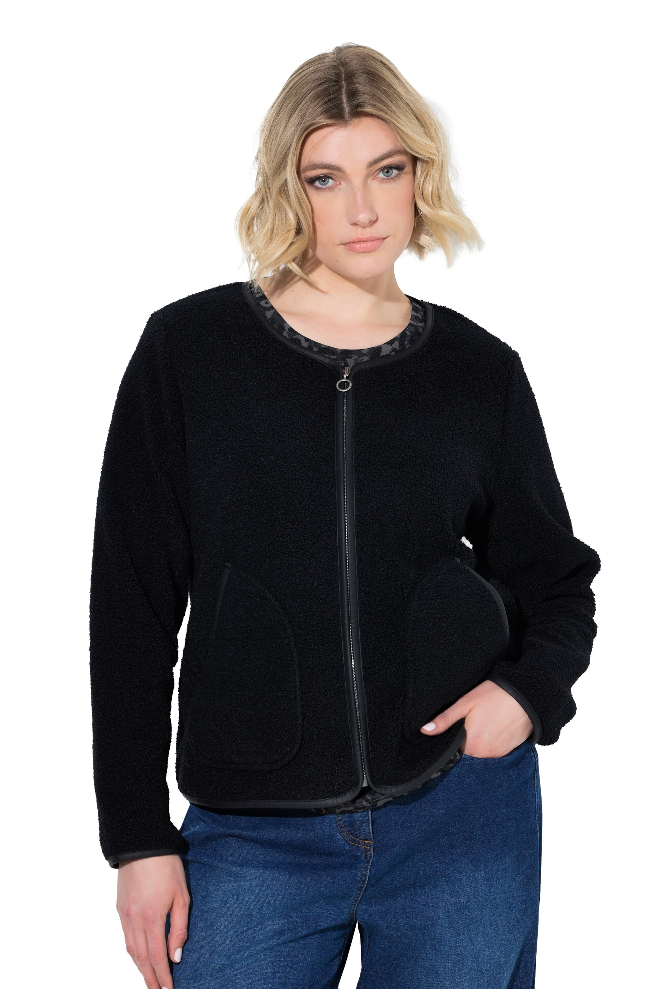 Ulla Popken Between-season jacket in Black: front