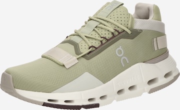Sneaker bassa 'Cloudnova 2' di On in verde: frontale
