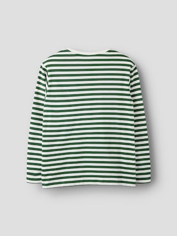 NAME IT T-shirt 'NKMLINCON' i grön