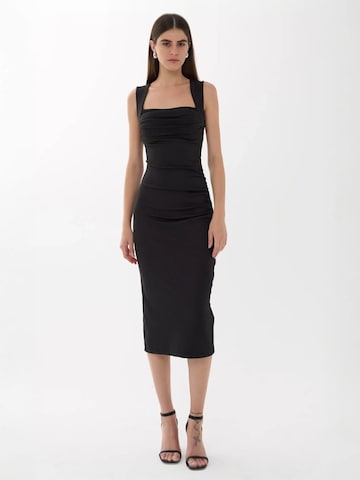 Hiccup Kleid in Schwarz: Vorderseite