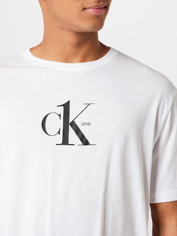 Calvin Klein Swimwear T-Shirt in Weiß