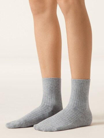 CALZEDONIA Socken in Grau
