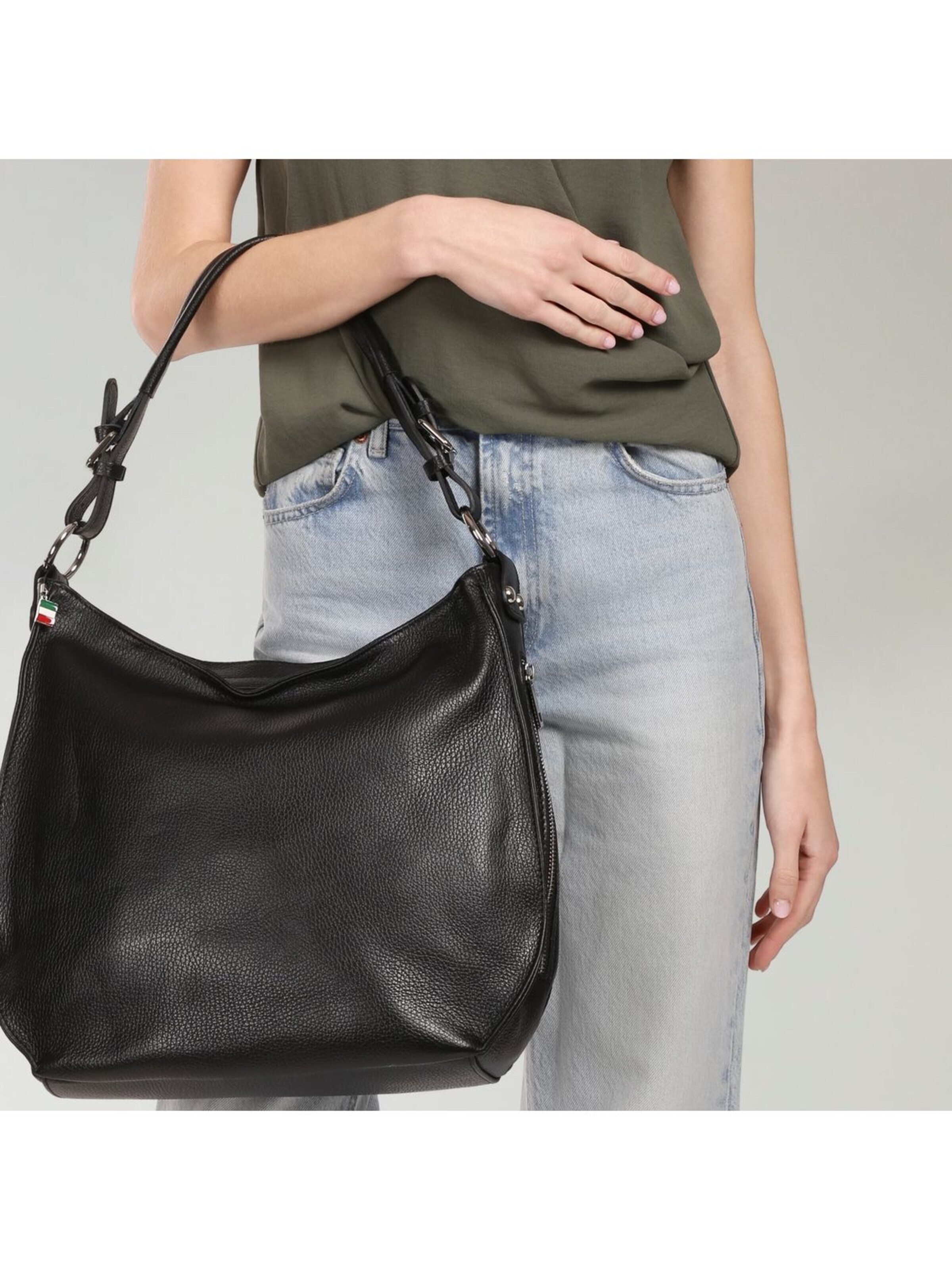 Florence Shoulder Bag in Black