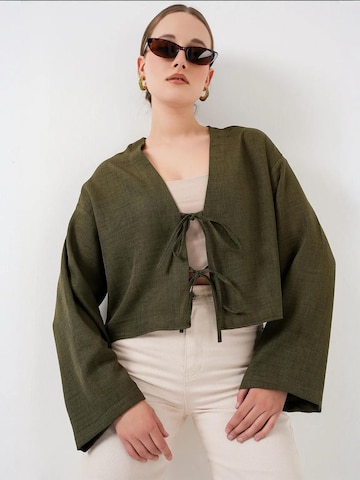 Bigdart Kimono in Groen: voorkant