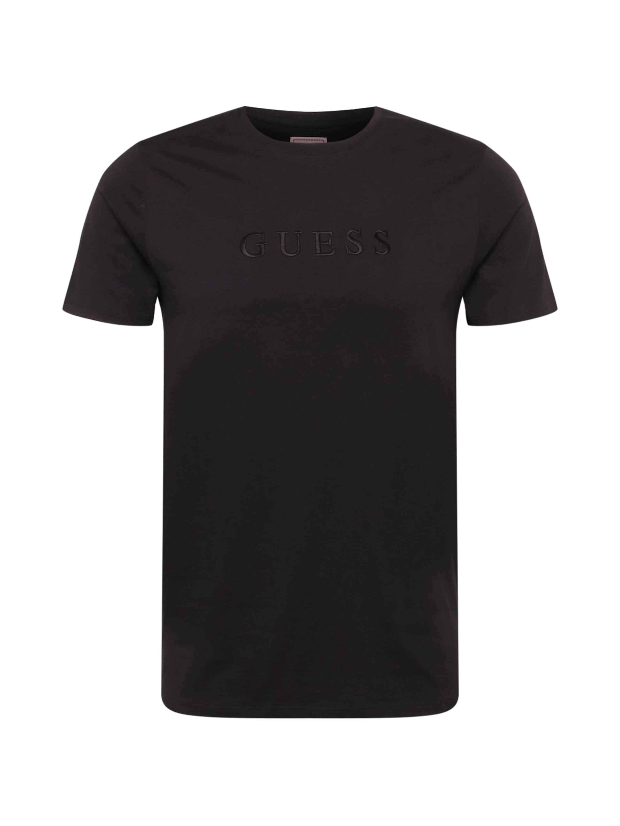 GUESS T-Shirt 'Classic' in Schwarz: Vorderseite