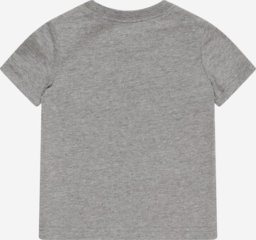 OshKosh T-shirt i grå