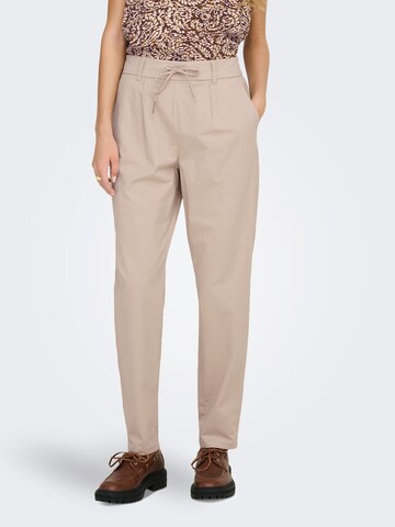 Coupe slim Pantalon à pince 'ONLPoptrash-Biana' ONLY en beige : devant
