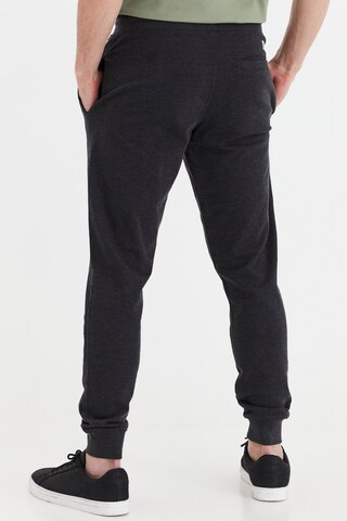 !Solid Tapered Trousers 'TAMBERT' in Grey