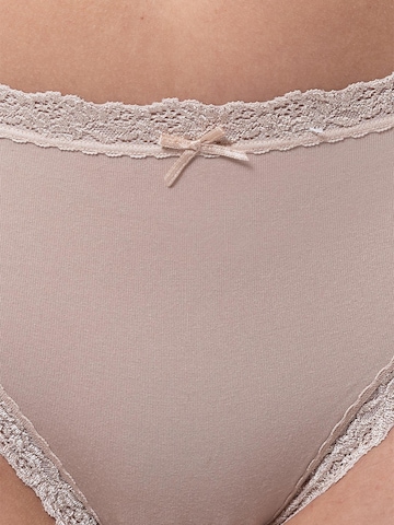 Nina von C. Slip 'Cosy' in Beige