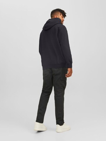 Felpa 'JJEStar' di Jack & Jones Plus in nero