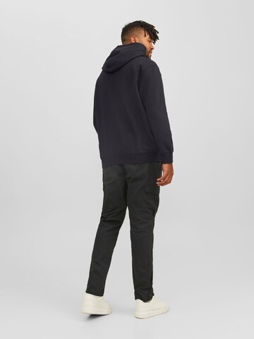 Jack & Jones Plus Sweatshirt 'Star' in Schwarz