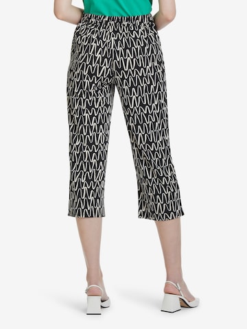 regular Pantaloni con pieghe di Betty Barclay in nero