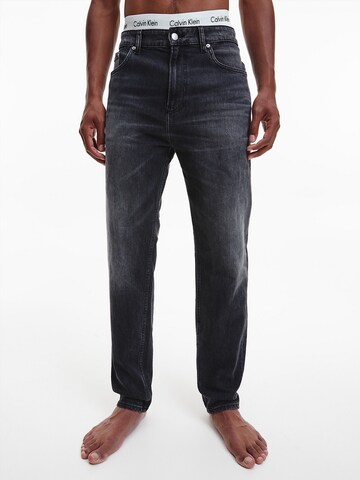 Calvin Klein Jeans Regular Jeans in Black: front