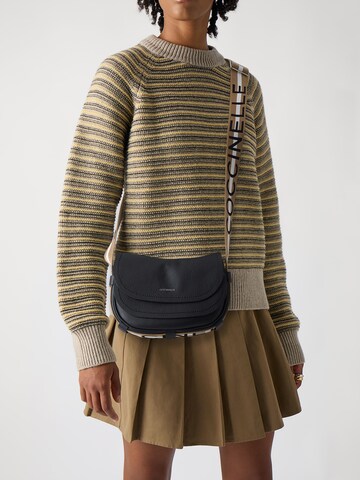 Coccinelle Skuldertaske 'RAQUEL' i sort: forside