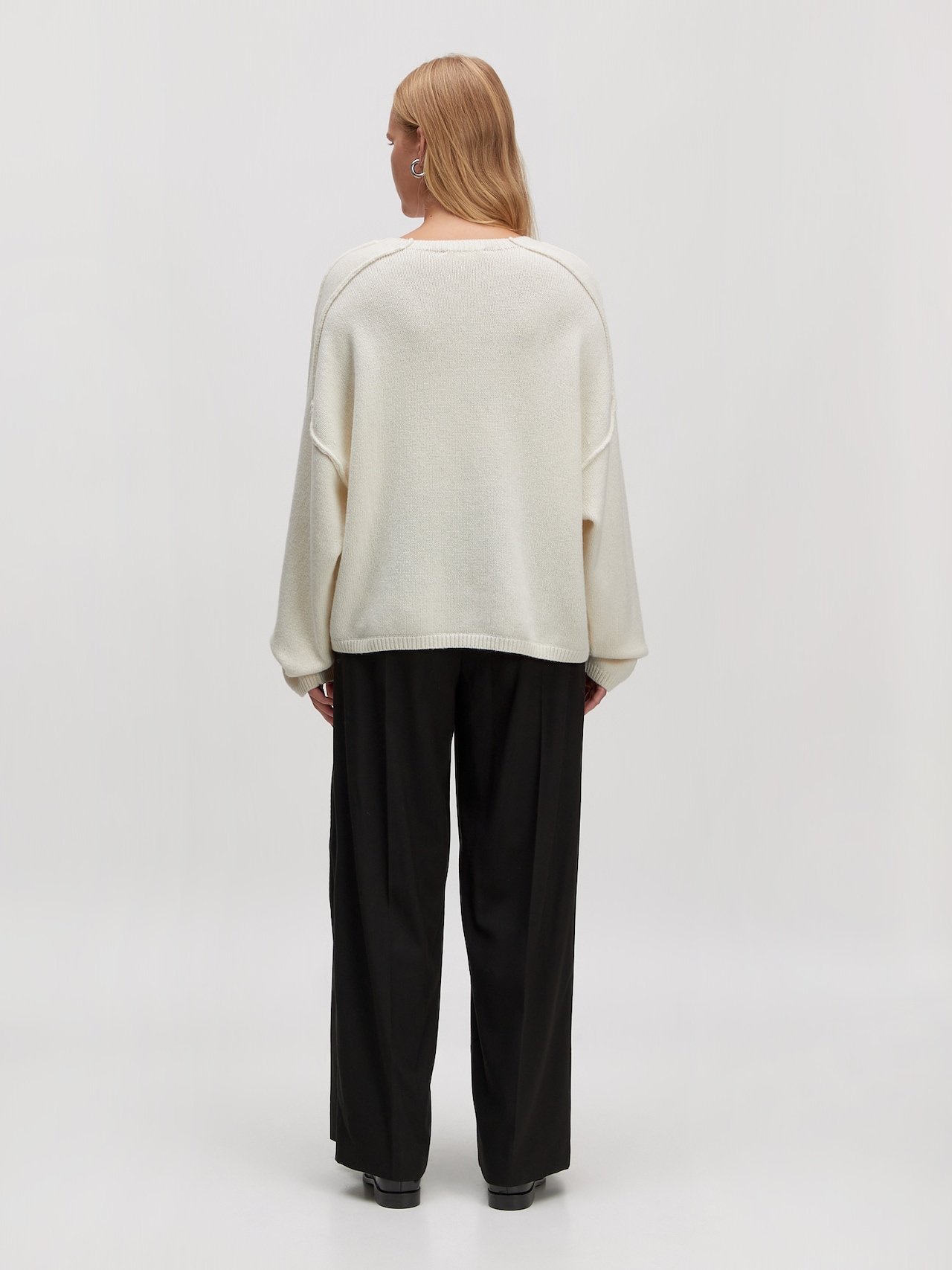 EDITED Producten Trui 'Naiba' Crème