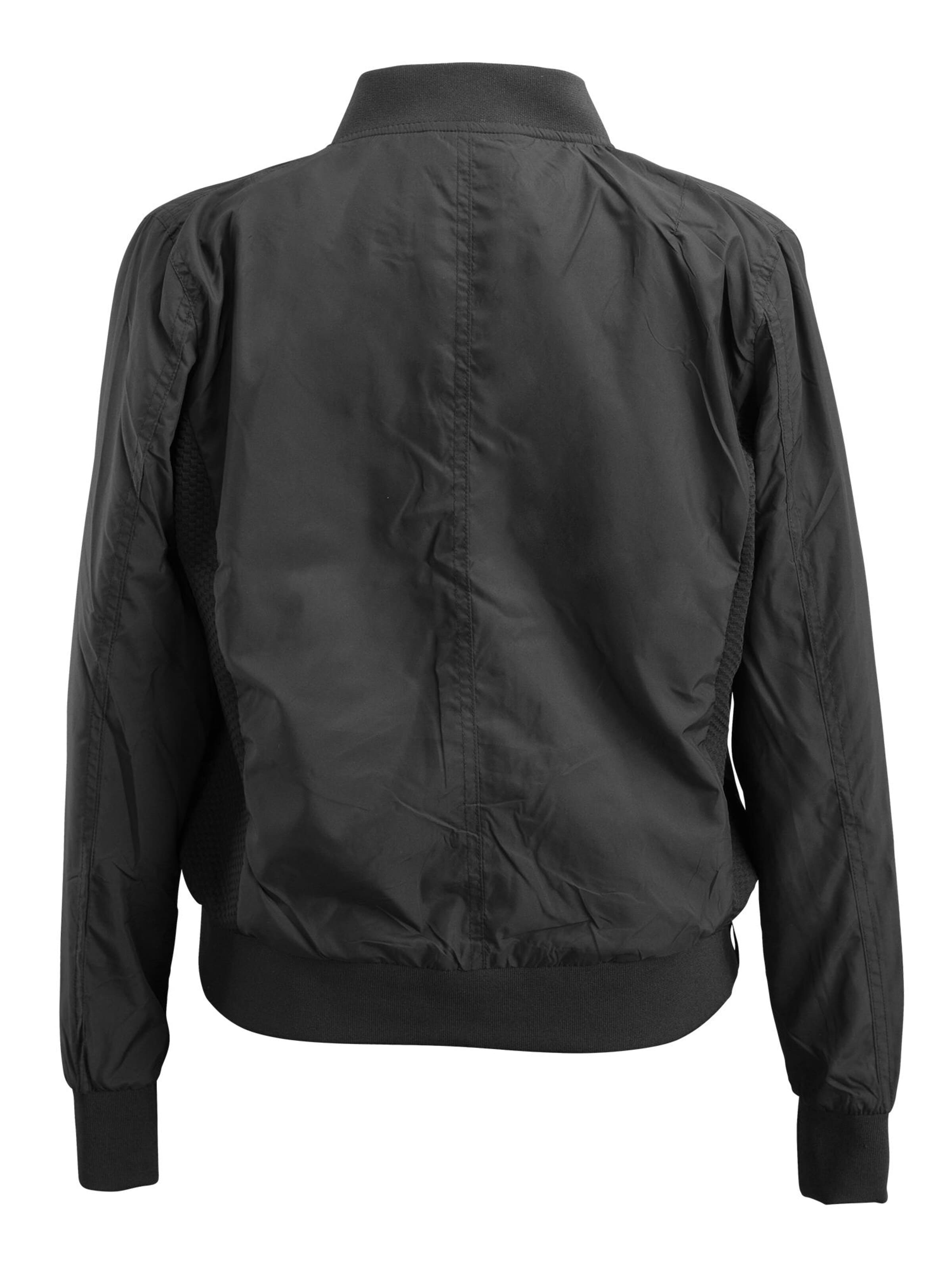 Manufaktur13 Between-Season Jacket in Black