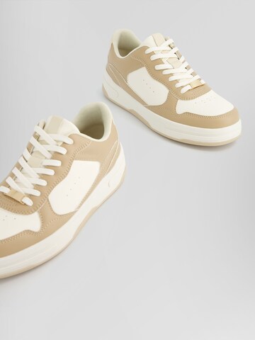 Bershka Platform trainers in Yellow