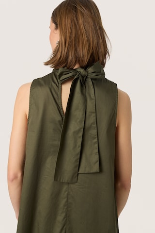 Robe 'Daphny' SOAKED IN LUXURY en vert