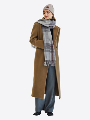 Écharpe ' Sylvia ' Victoria Hyde en gris