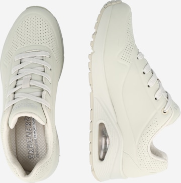 SKECHERS Platform trainers 'Uno Stand On Air' in White